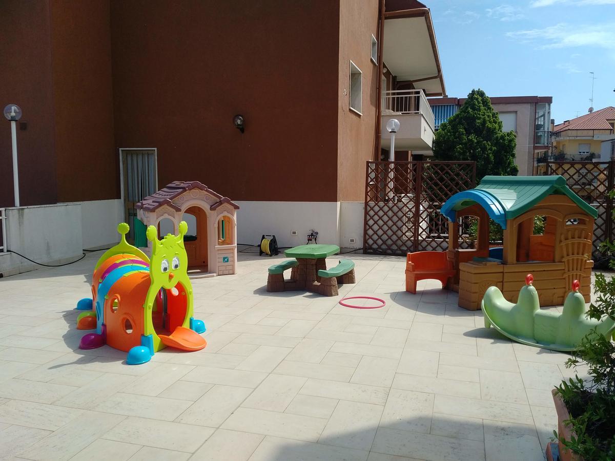 Residence Aurora Albenga Exterior foto