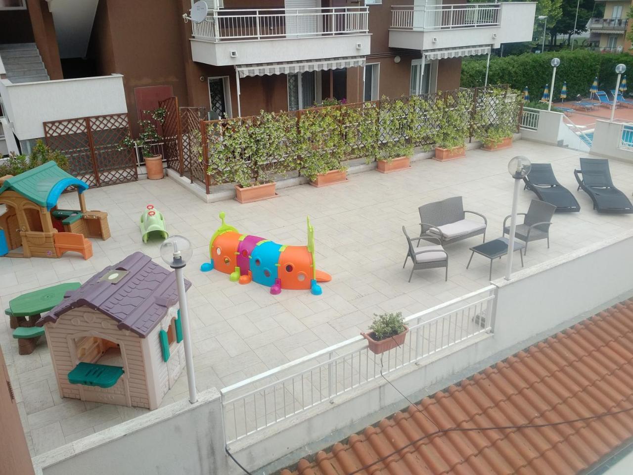 Residence Aurora Albenga Exterior foto